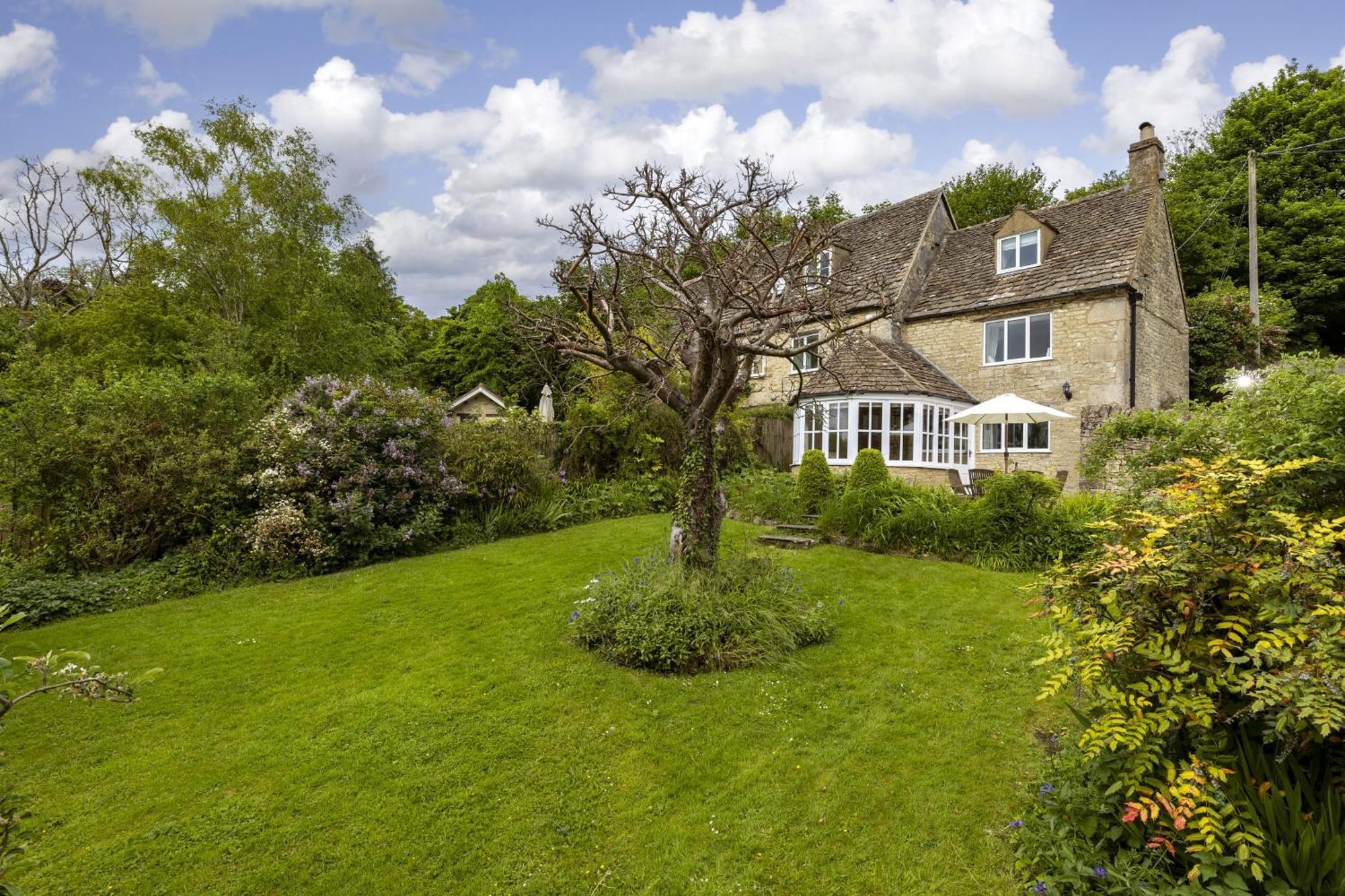 Grange Cottage Woodchester ภายนอก รูปภาพ